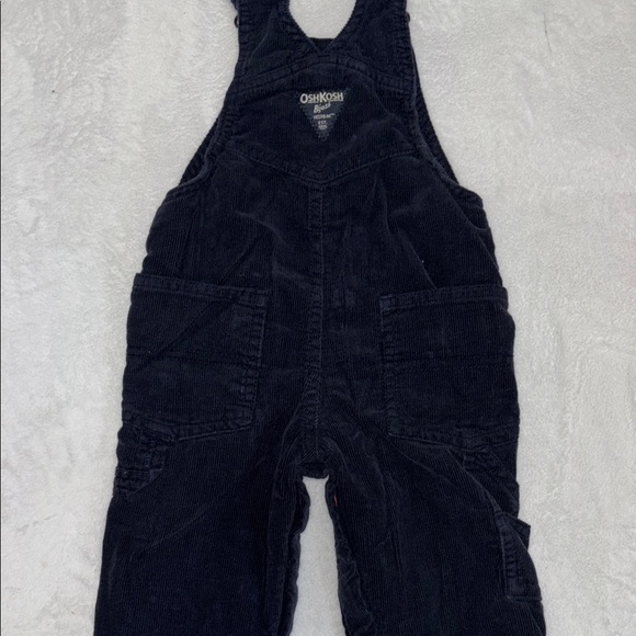 OshKosh B'gosh Black Classic Overalls - Picture 9 of 10
